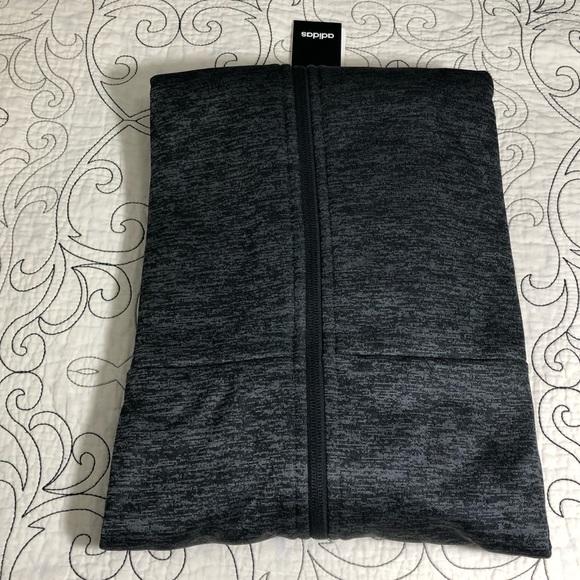 Men’s NWT Adidas Full Zip Sweatshirt With Hoodie - Picture 4 of 8